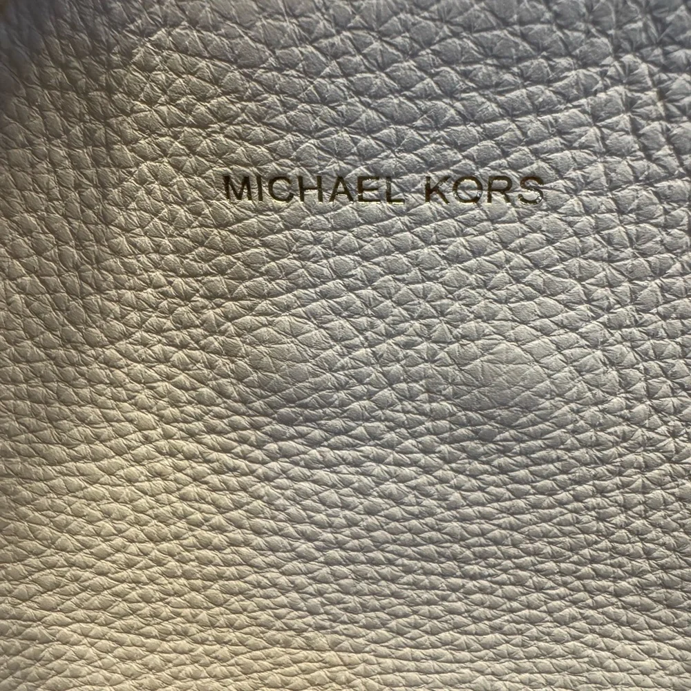Rare Limited Edition Michael Kors Miranda White Leather/Shoulder Tote Bag EUC - Picture 7 of 16